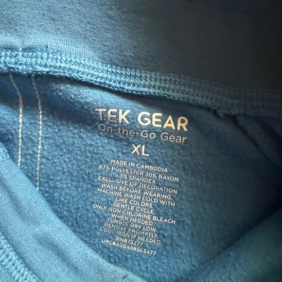 Light sweatshirt blue in color by Tex Gear size XLg - Picture 2 of 3